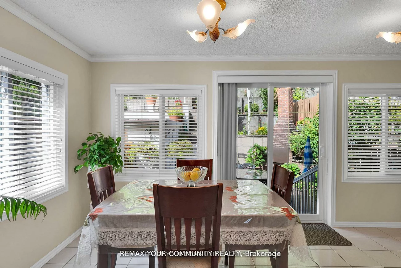 119, Dalrymple, Rockcliffe-Smythe, Toronto