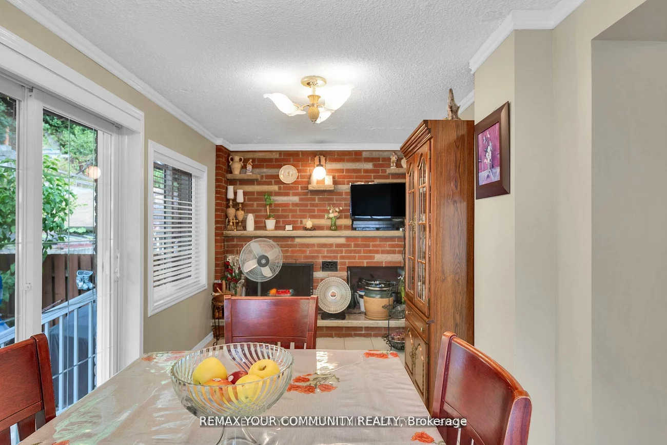 119, Dalrymple, Rockcliffe-Smythe, Toronto