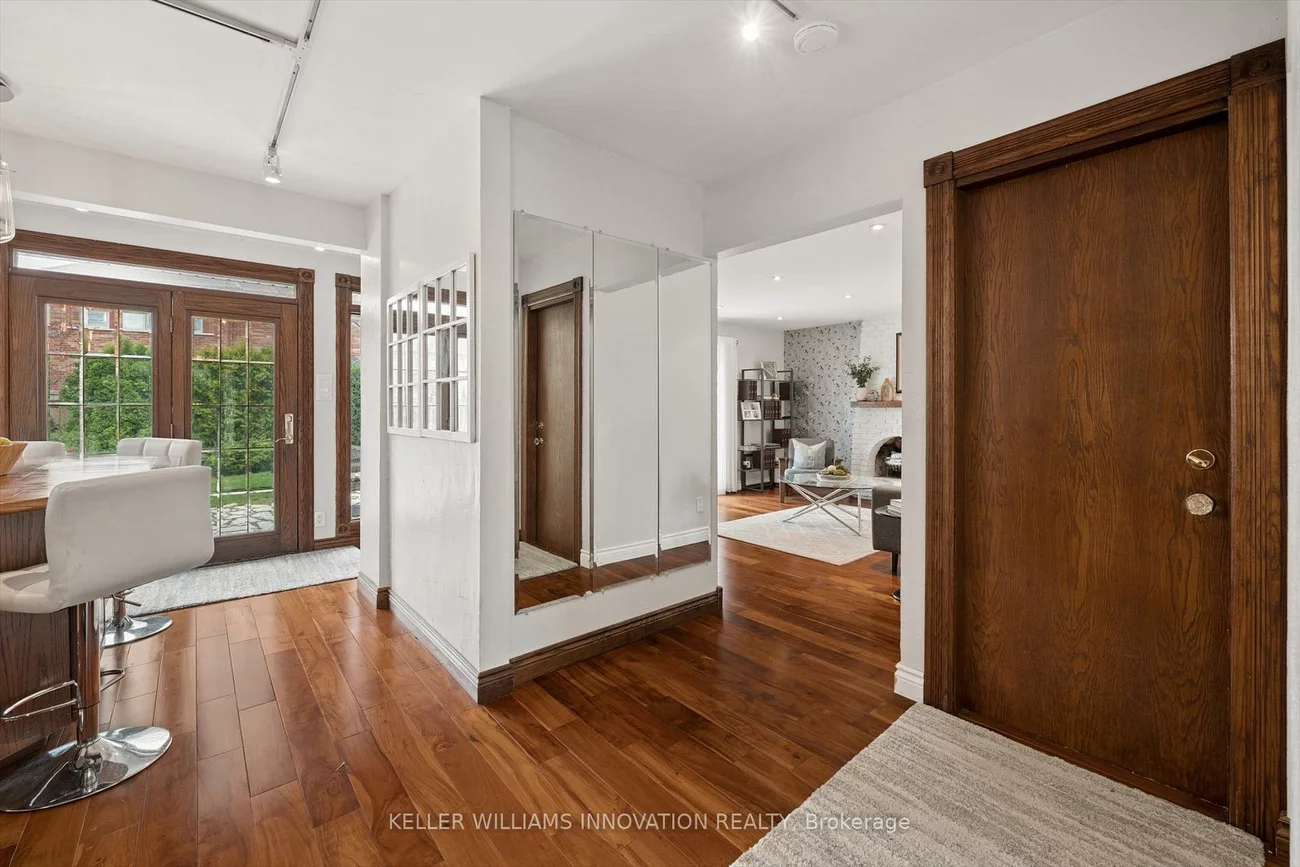 12, Burnhamill, Eringate-Centennial-West Deane, Toronto
