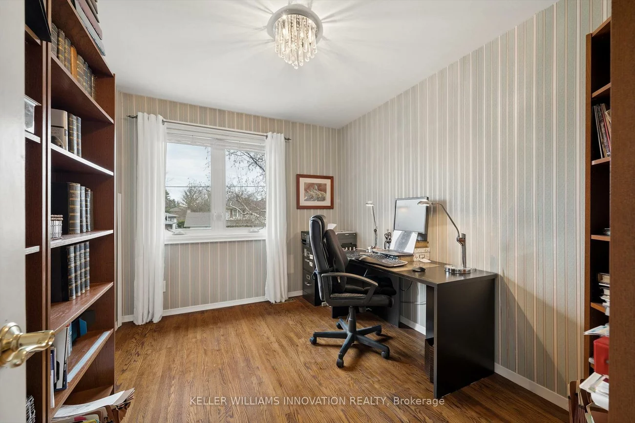 12, Burnhamill, Eringate-Centennial-West Deane, Toronto