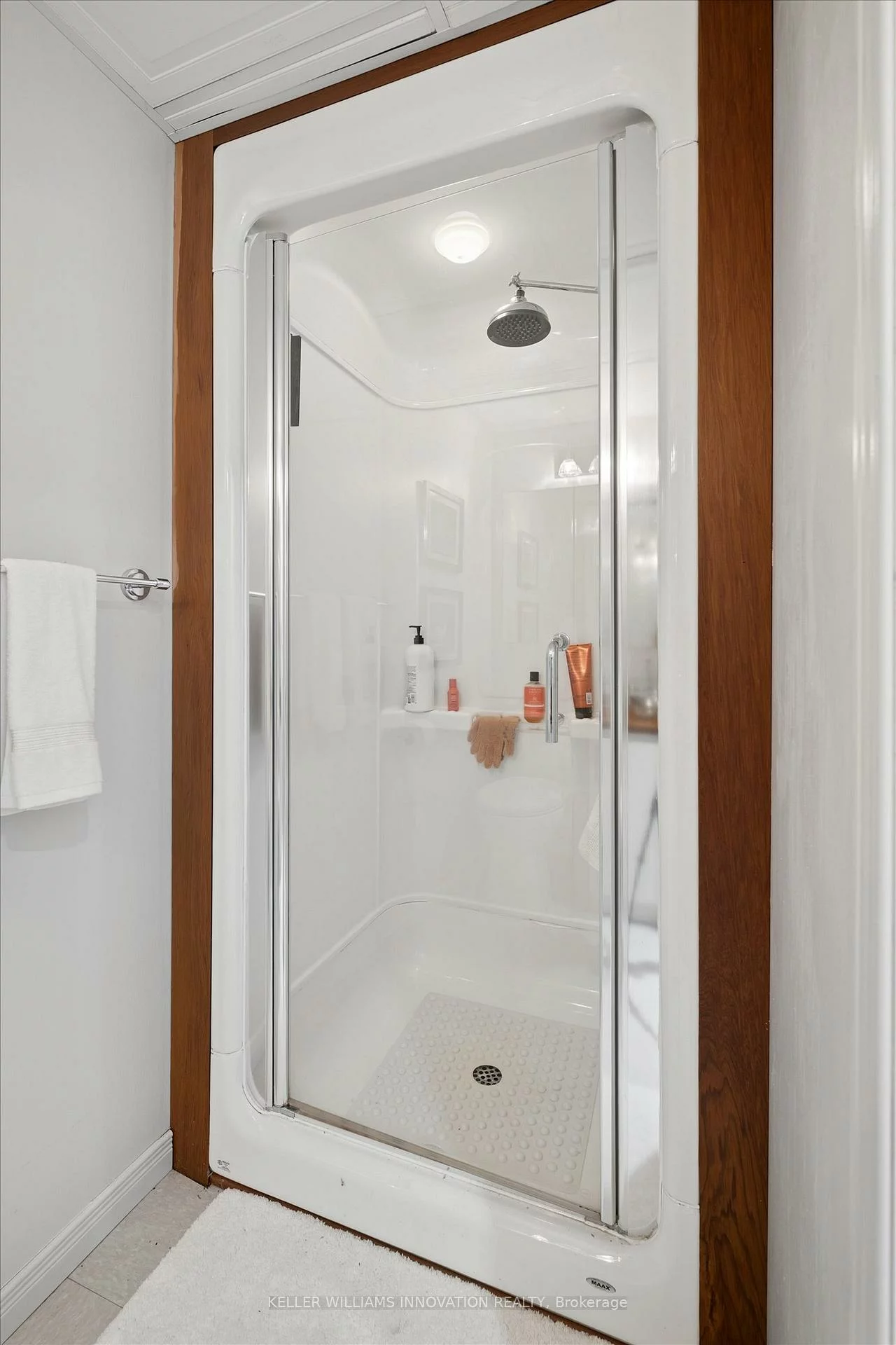12, Burnhamill, Eringate-Centennial-West Deane, Toronto