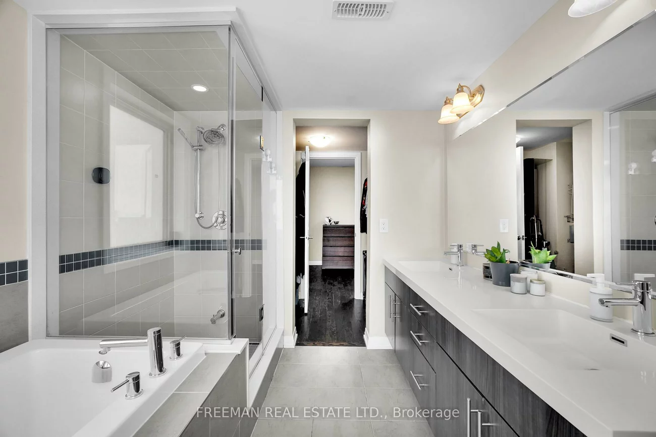 17, Locust Lodge, Downsview-Roding-CFB, Toronto