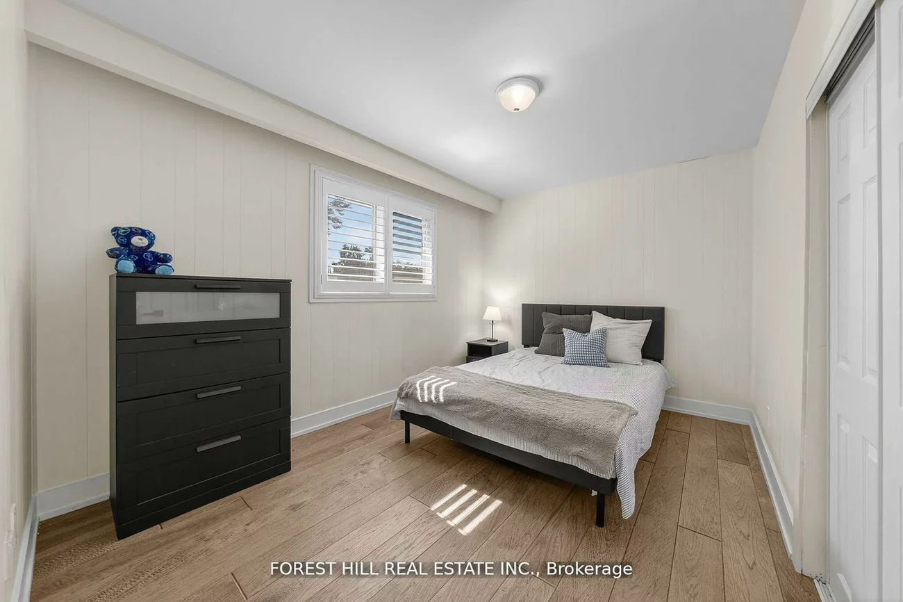 37, Cherry Post, Markland Wood, Toronto
