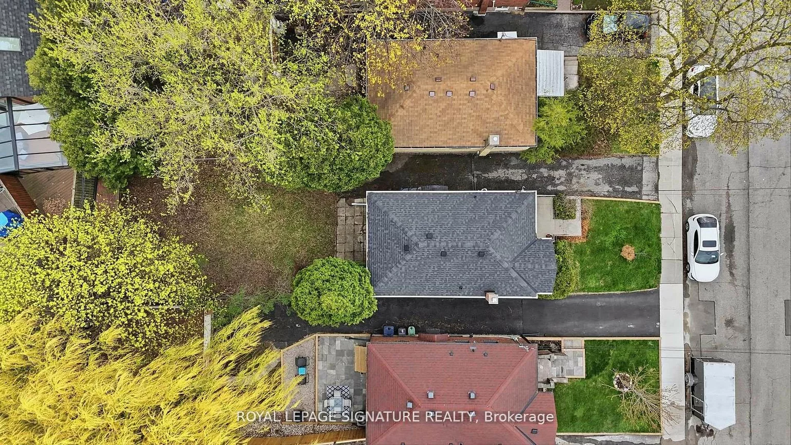 53, Juliet, Keelesdale-Eglinton West, Toronto