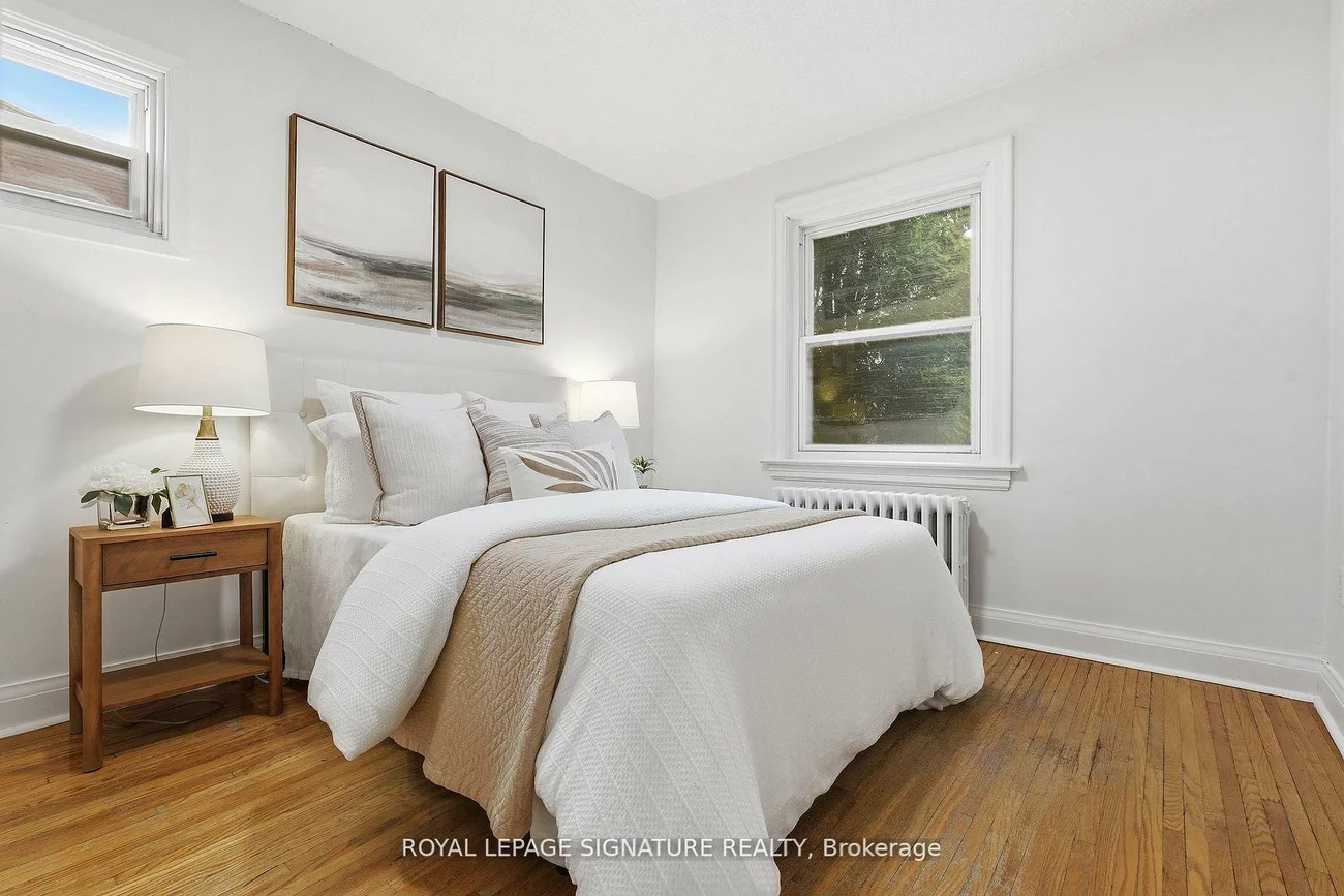 53, Juliet, Keelesdale-Eglinton West, Toronto