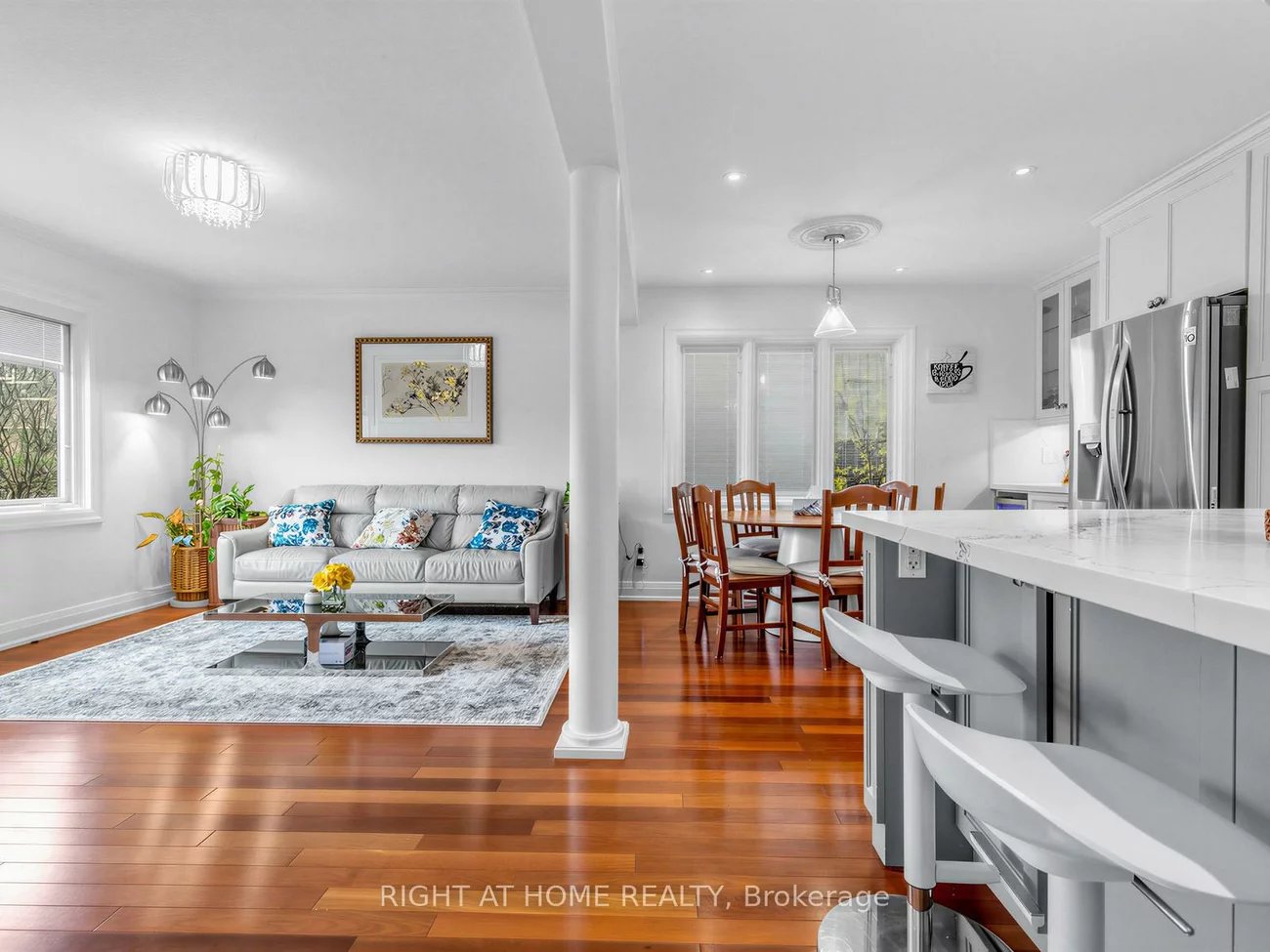 85, Flamborough, Brookhaven-Amesbury, Toronto