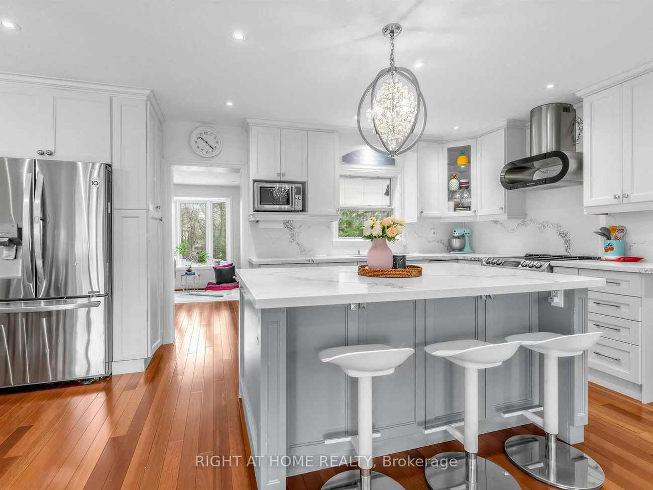 85, Flamborough, Brookhaven-Amesbury, Toronto