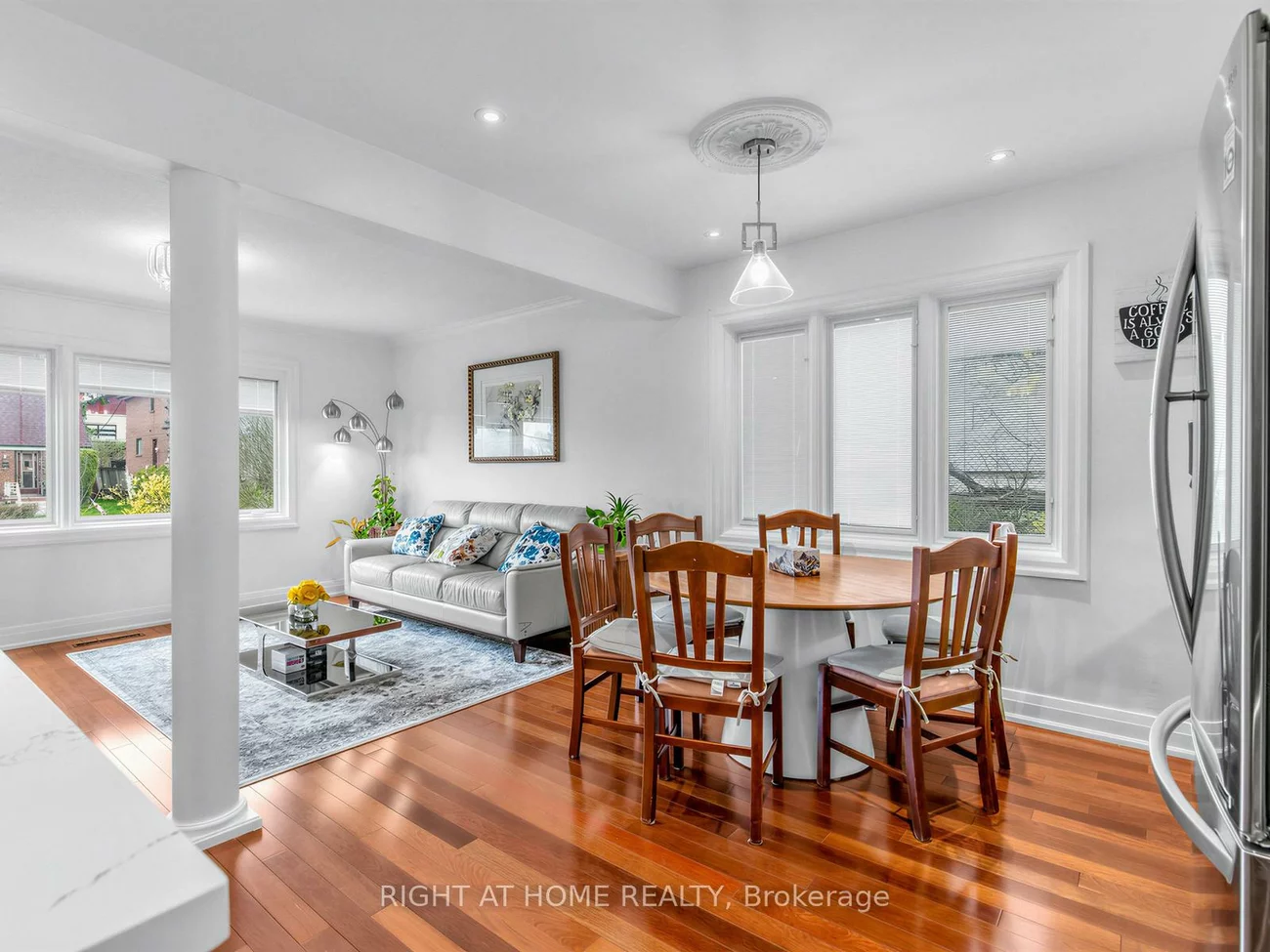 85, Flamborough, Brookhaven-Amesbury, Toronto