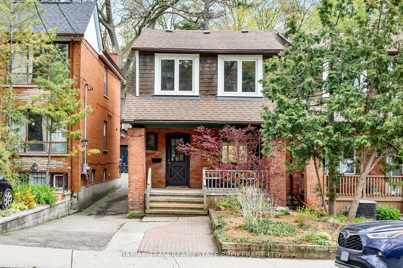 229, Clendenan, High Park North, Toronto