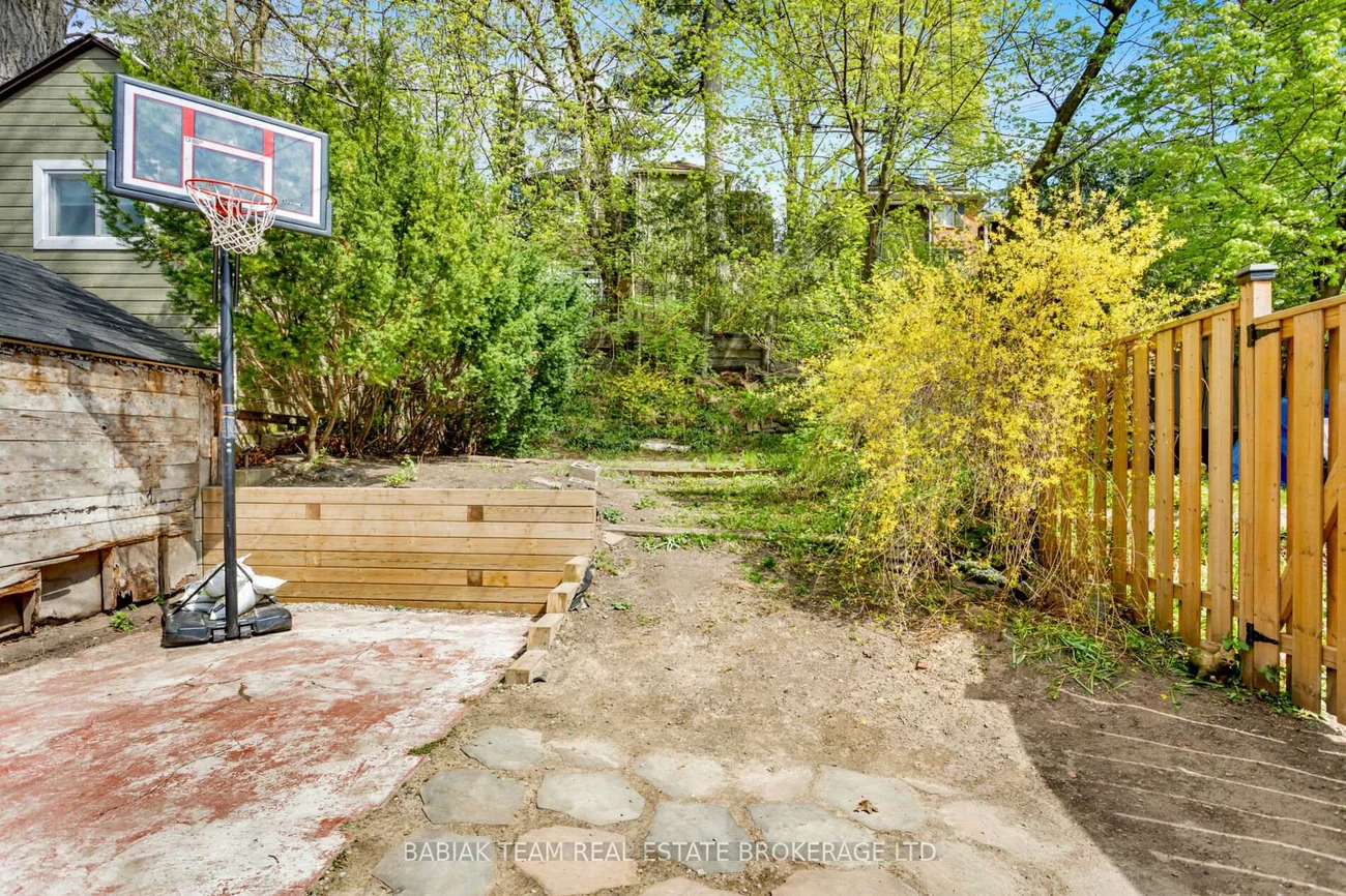 229, Clendenan, High Park North, Toronto