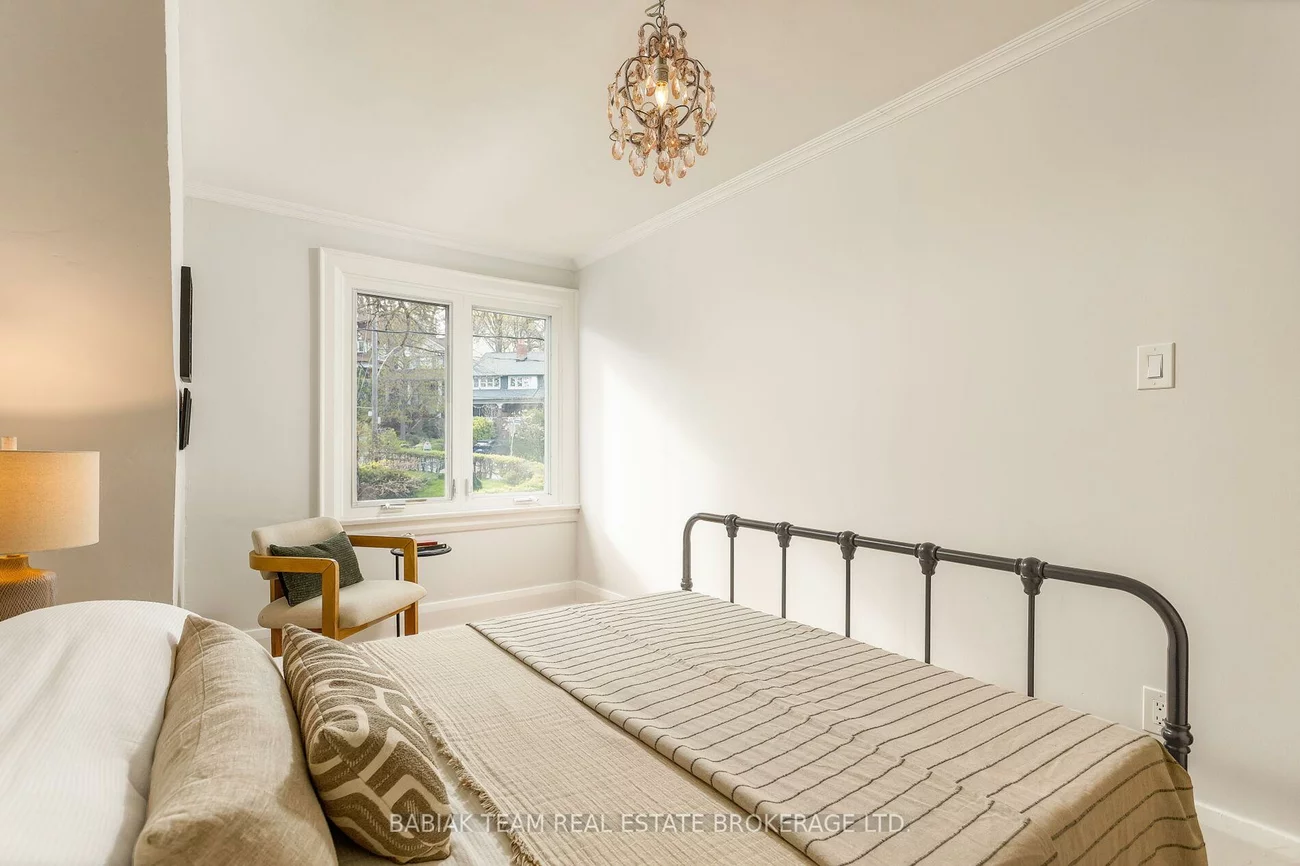 229, Clendenan, High Park North, Toronto