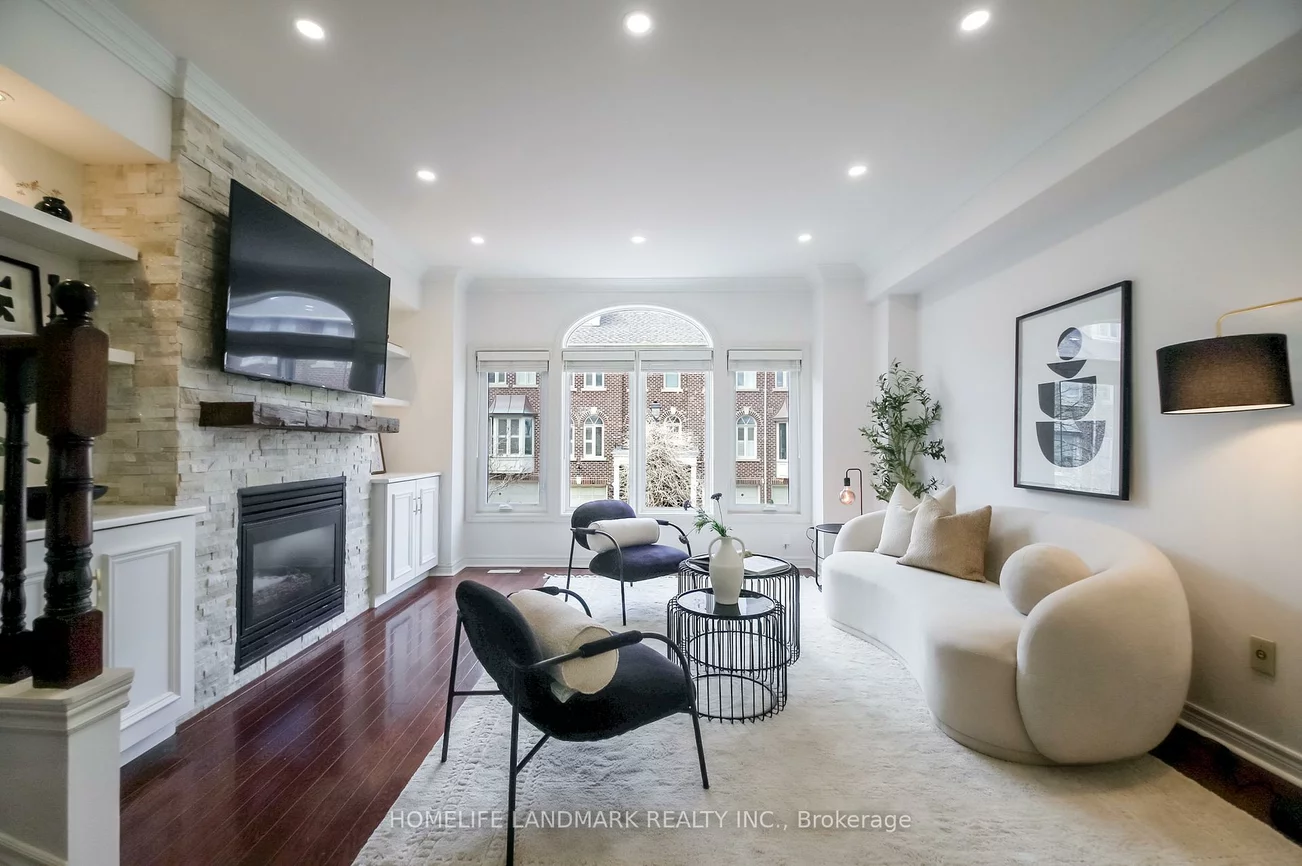 34, Mendota, Stonegate-Queensway, Toronto