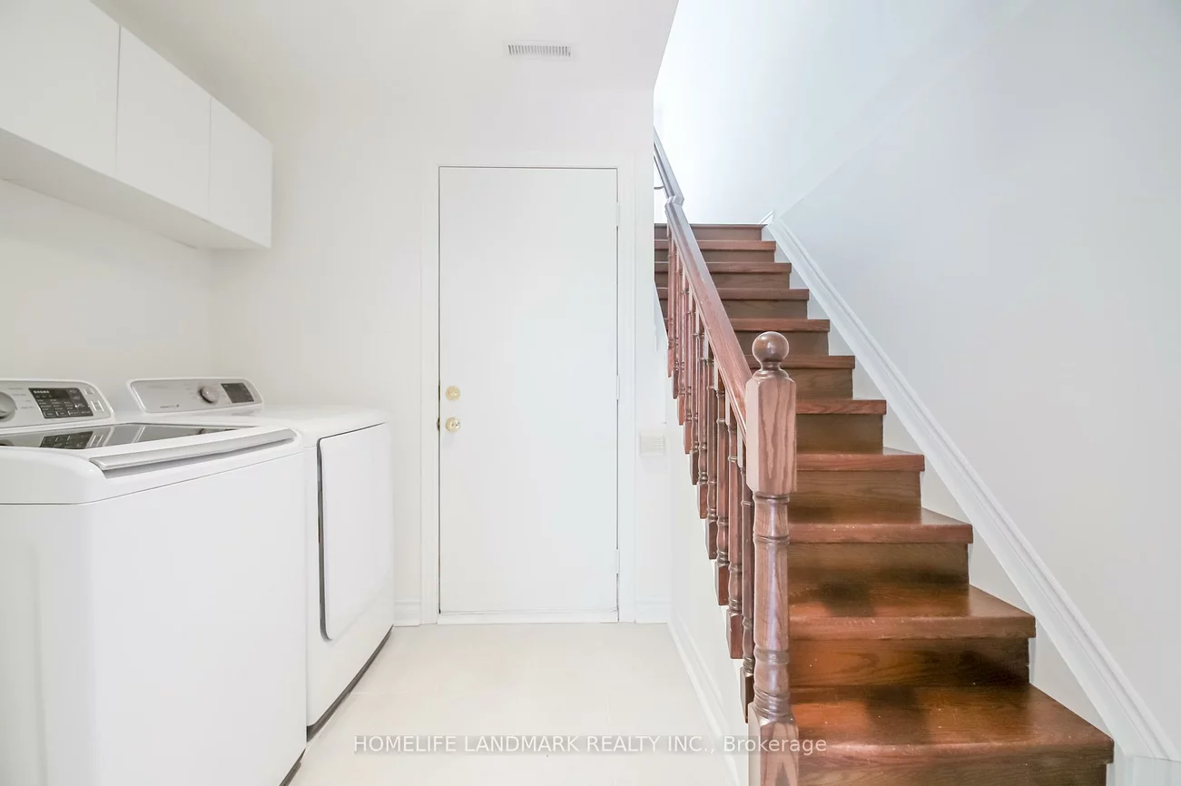 34, Mendota, Stonegate-Queensway, Toronto