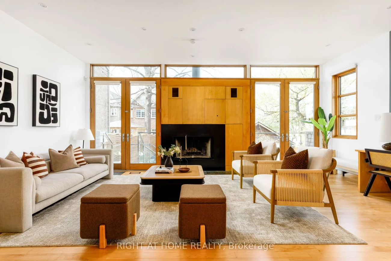 16, Marquis, Kingsway South, Toronto