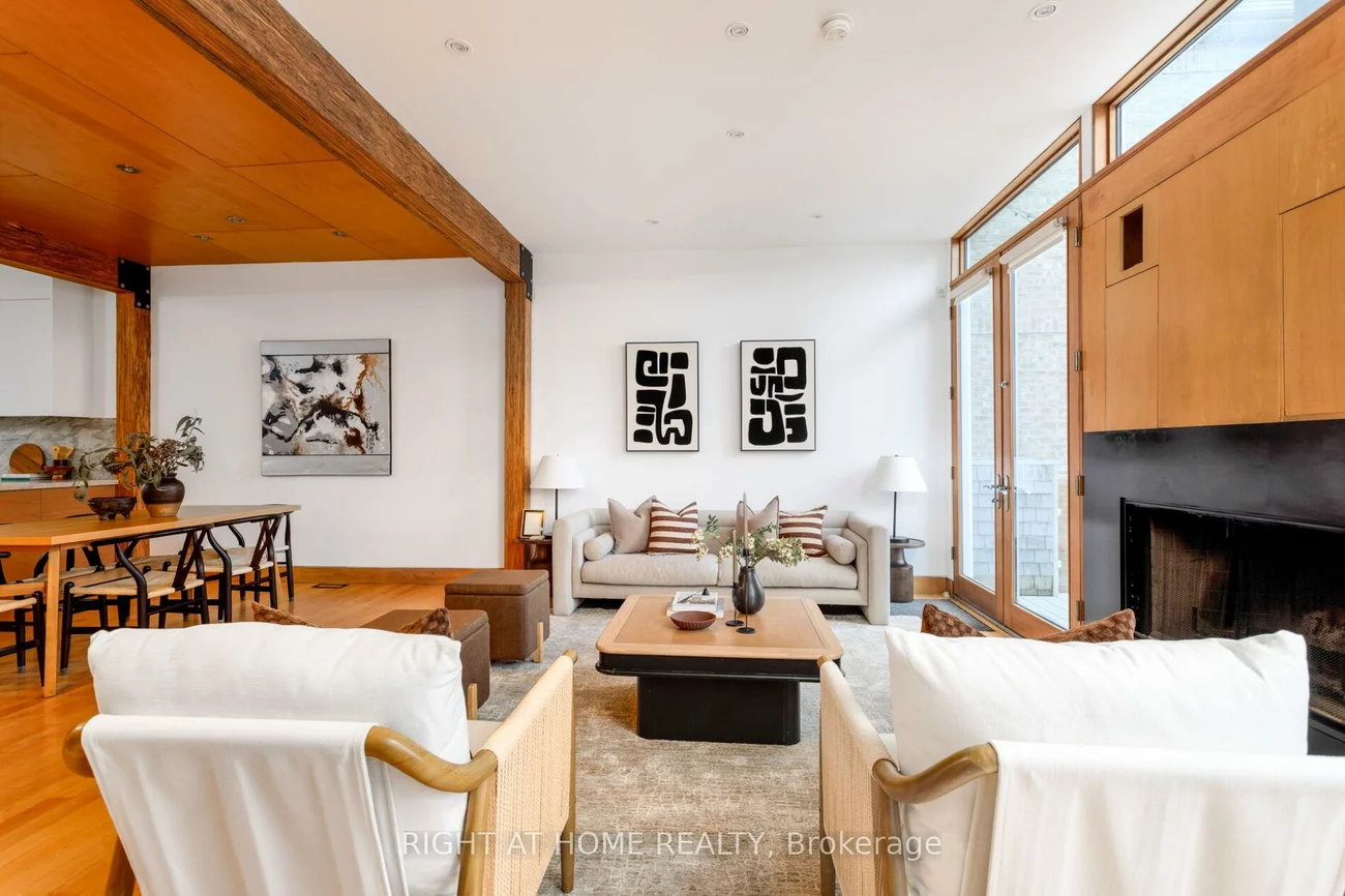 16, Marquis, Kingsway South, Toronto