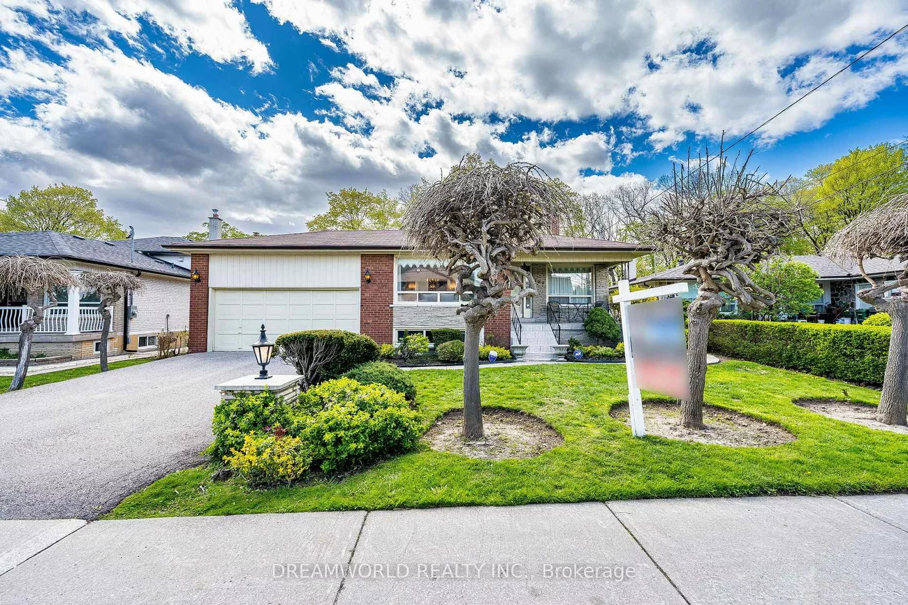 169, Grandravine, York University Heights, Toronto