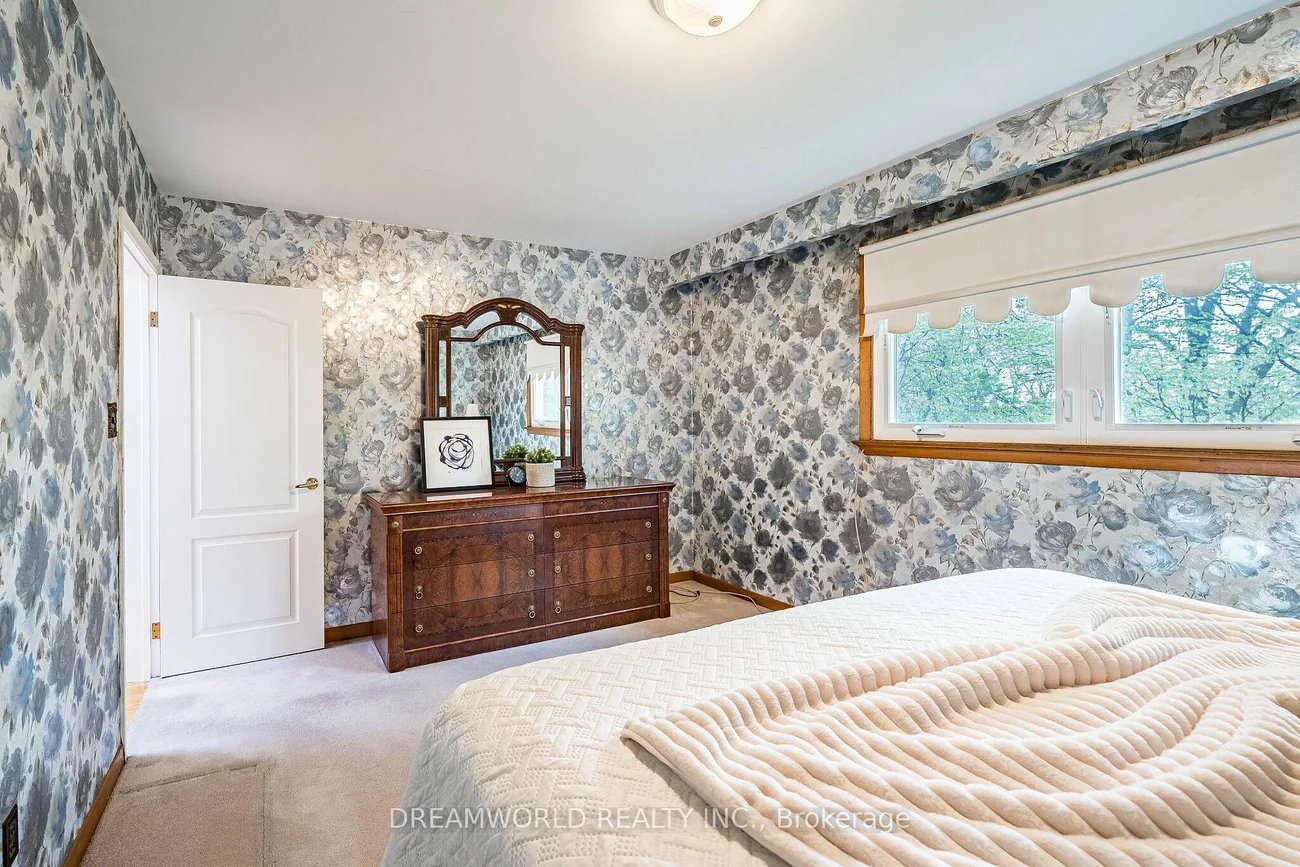 169, Grandravine, York University Heights, Toronto