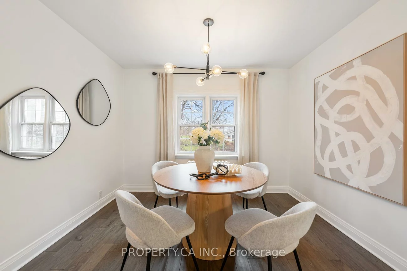 29, Oakfield, Stonegate-Queensway, Toronto