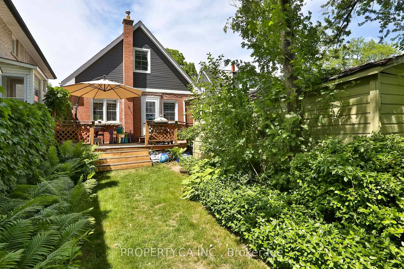 29, Oakfield, Stonegate-Queensway, Toronto
