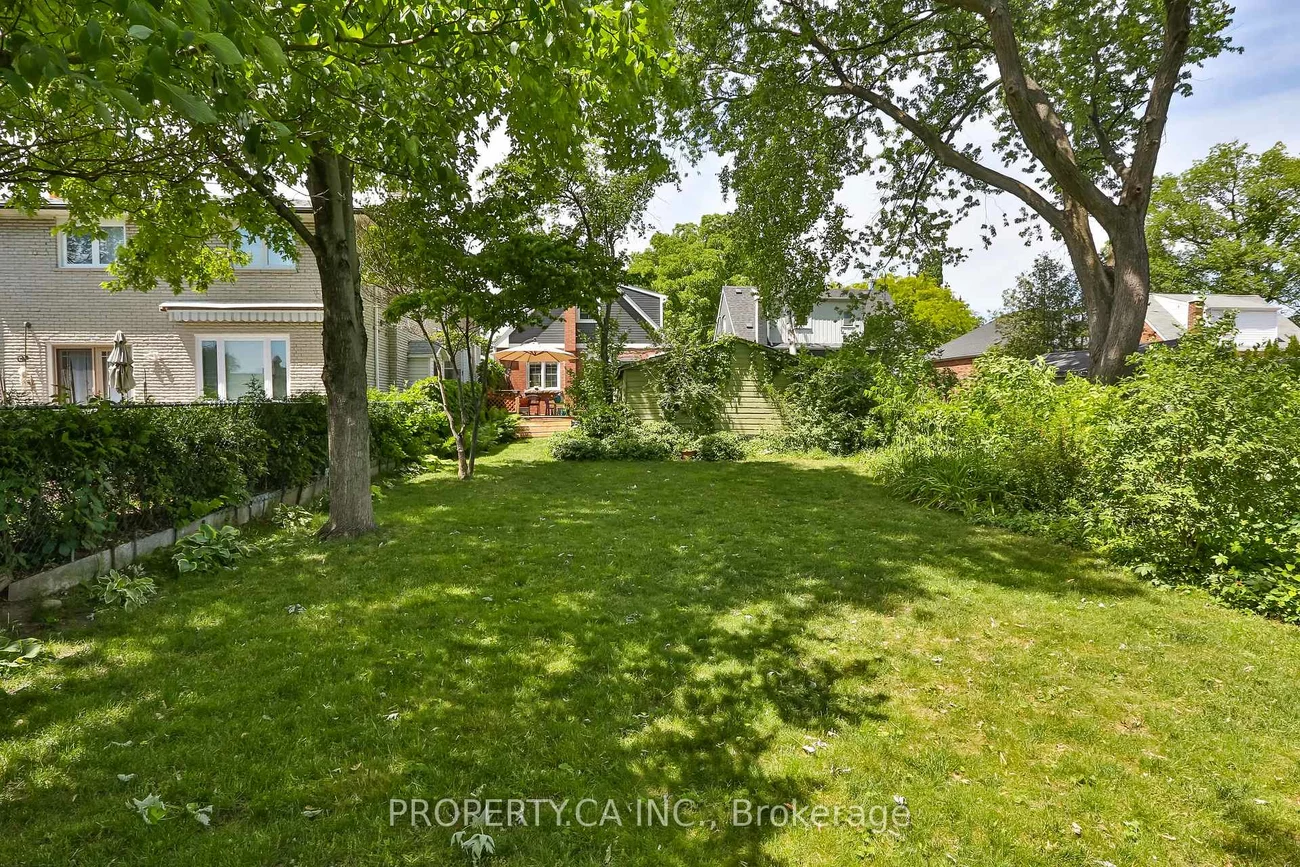 29, Oakfield, Stonegate-Queensway, Toronto