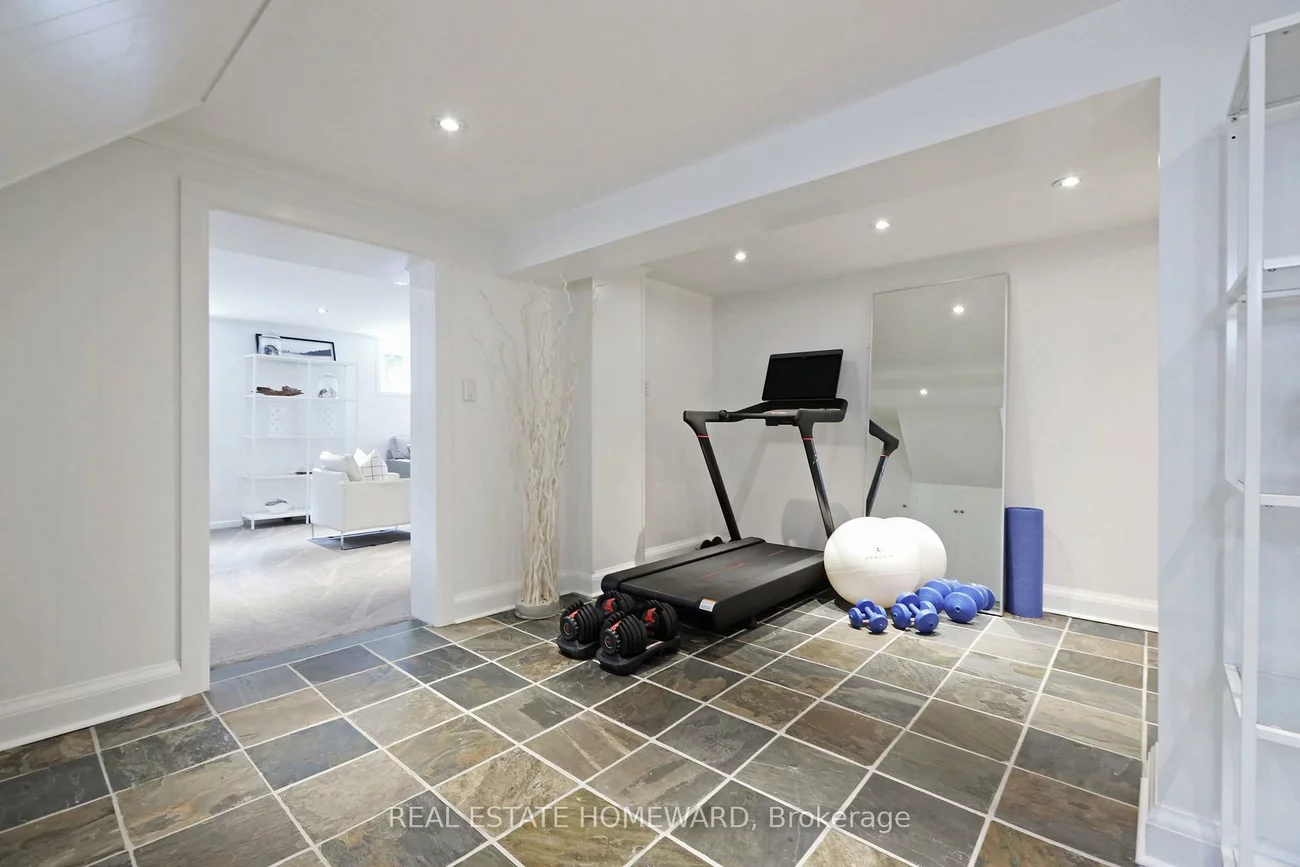 49, Greenfield, Islington-City Centre West, Toronto