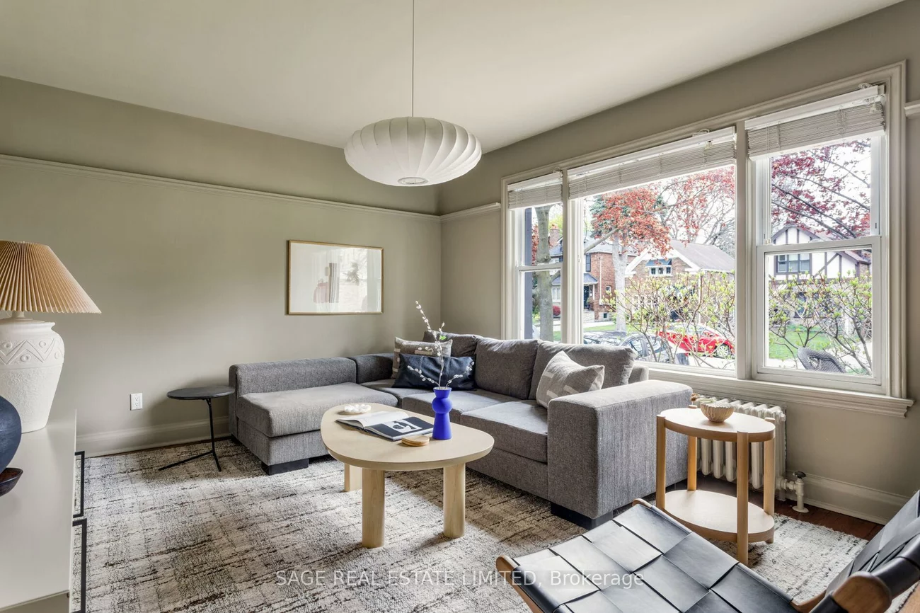 25, Cliveden, Stonegate-Queensway, Toronto