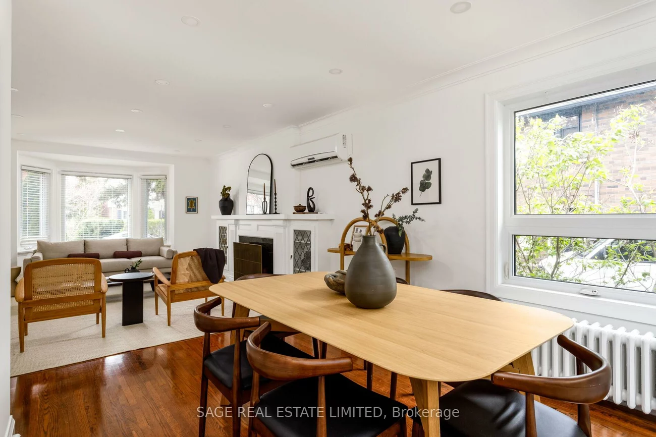 25, Cliveden, Stonegate-Queensway, Toronto
