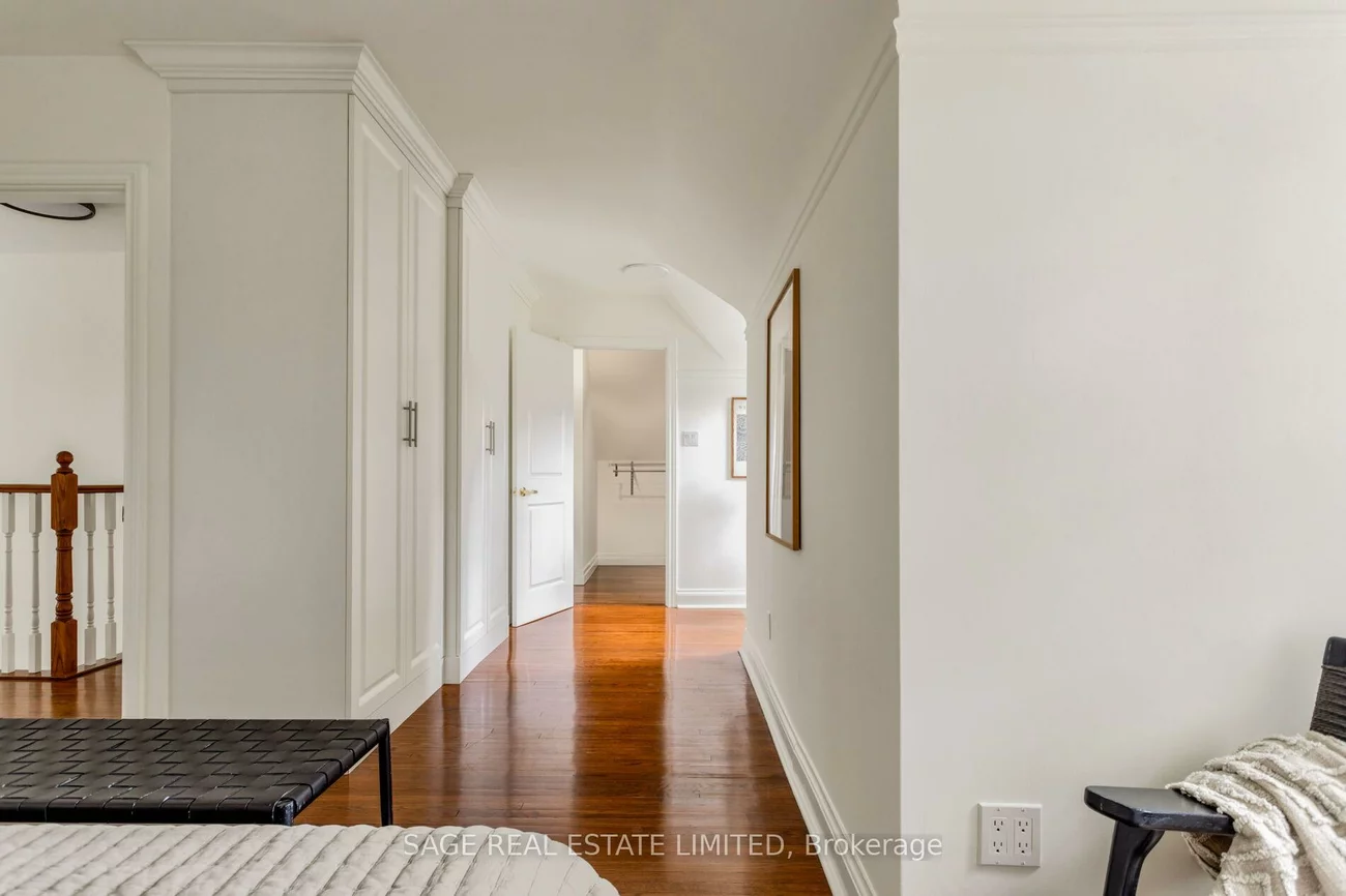 25, Cliveden, Stonegate-Queensway, Toronto