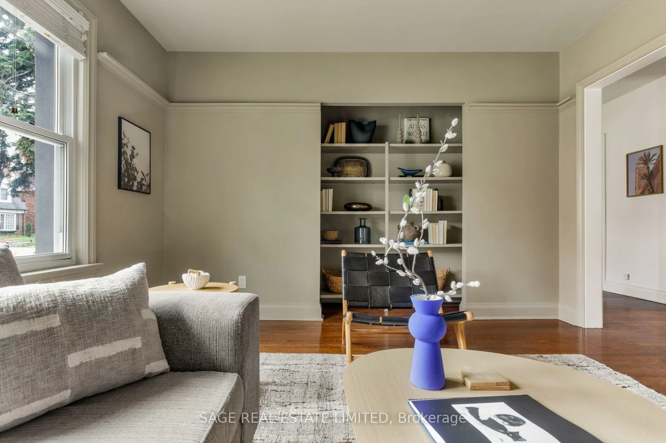 25, Cliveden, Stonegate-Queensway, Toronto