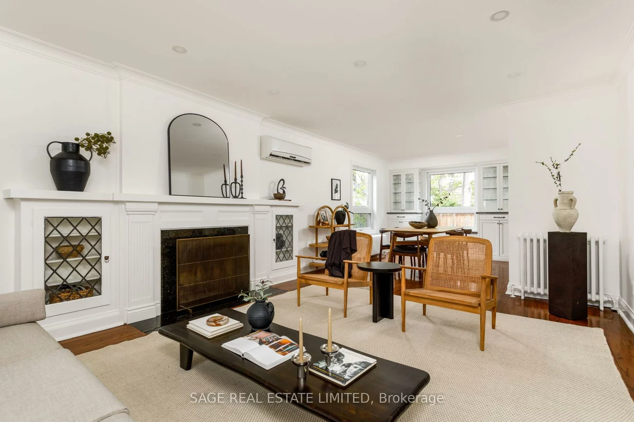 25, Cliveden, Stonegate-Queensway, Toronto