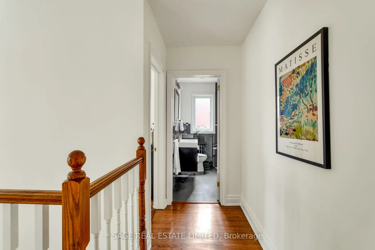 25, Cliveden, Stonegate-Queensway, Toronto