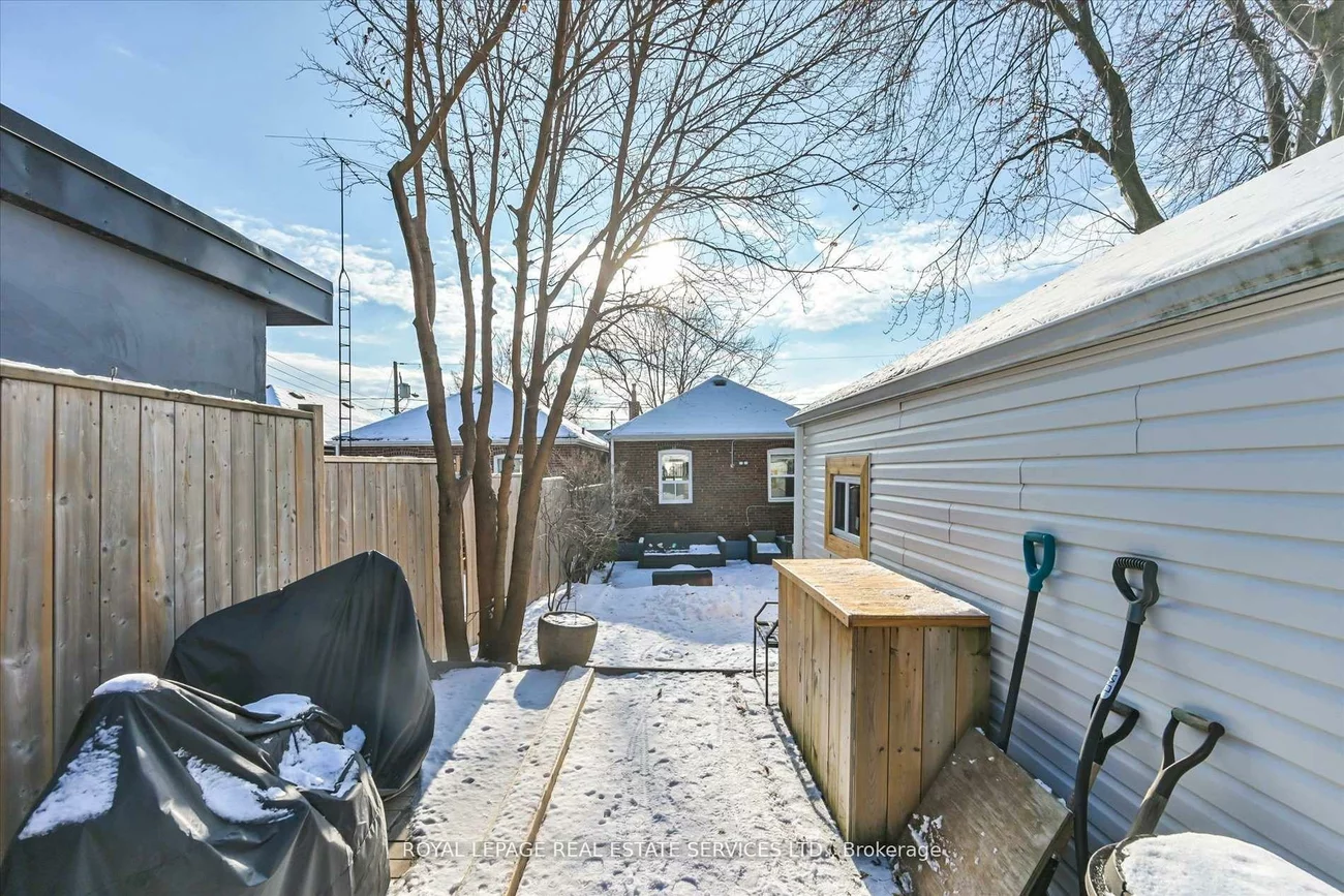 8, Pritchard, Rockcliffe-Smythe, Toronto