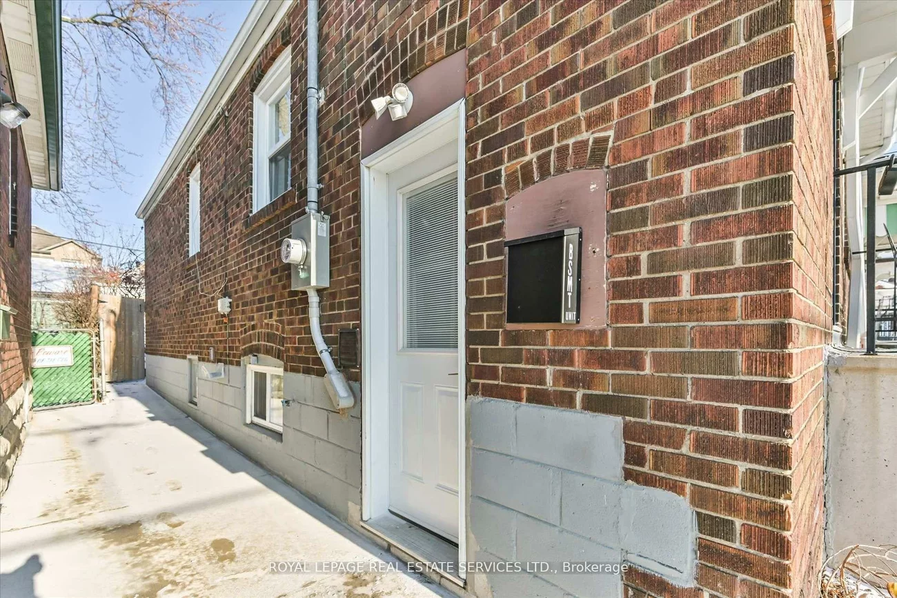 8, Pritchard, Rockcliffe-Smythe, Toronto