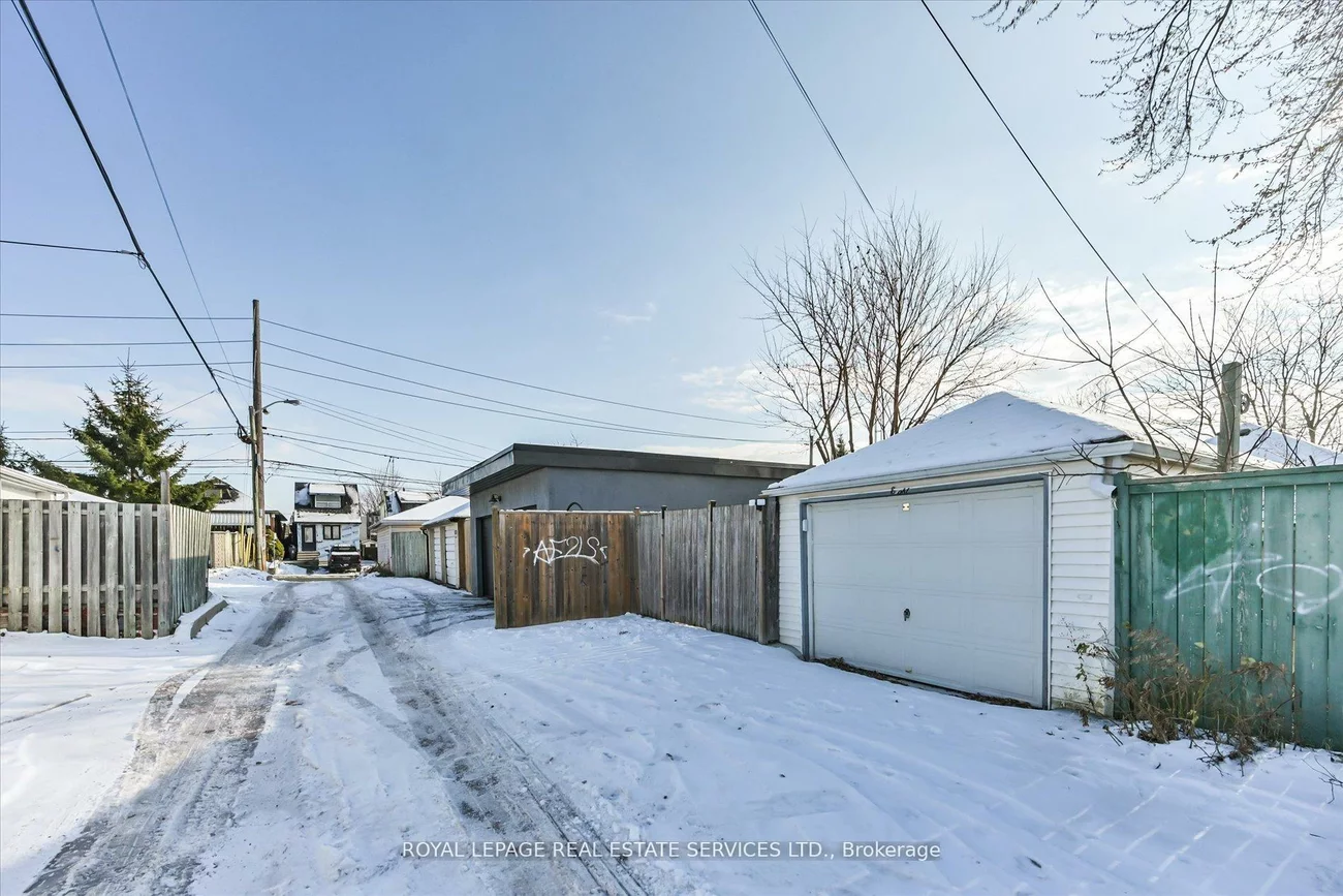 8, Pritchard, Rockcliffe-Smythe, Toronto