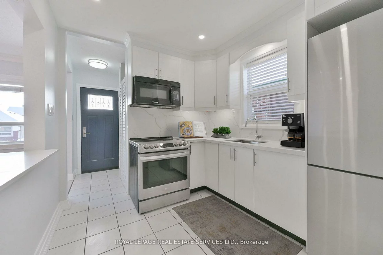 8, Pritchard, Rockcliffe-Smythe, Toronto