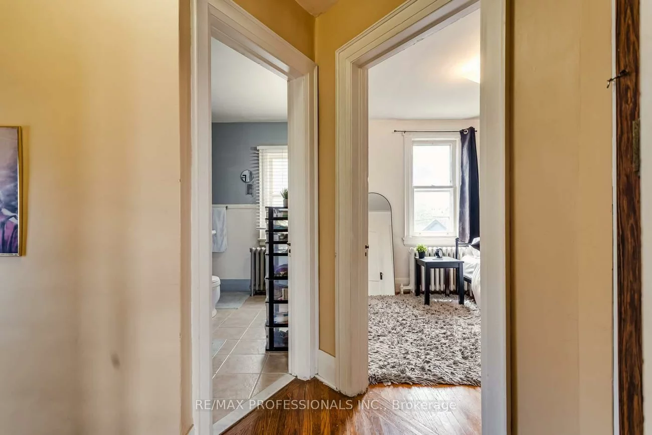 155, Aileen, Keelesdale-Eglinton West, Toronto