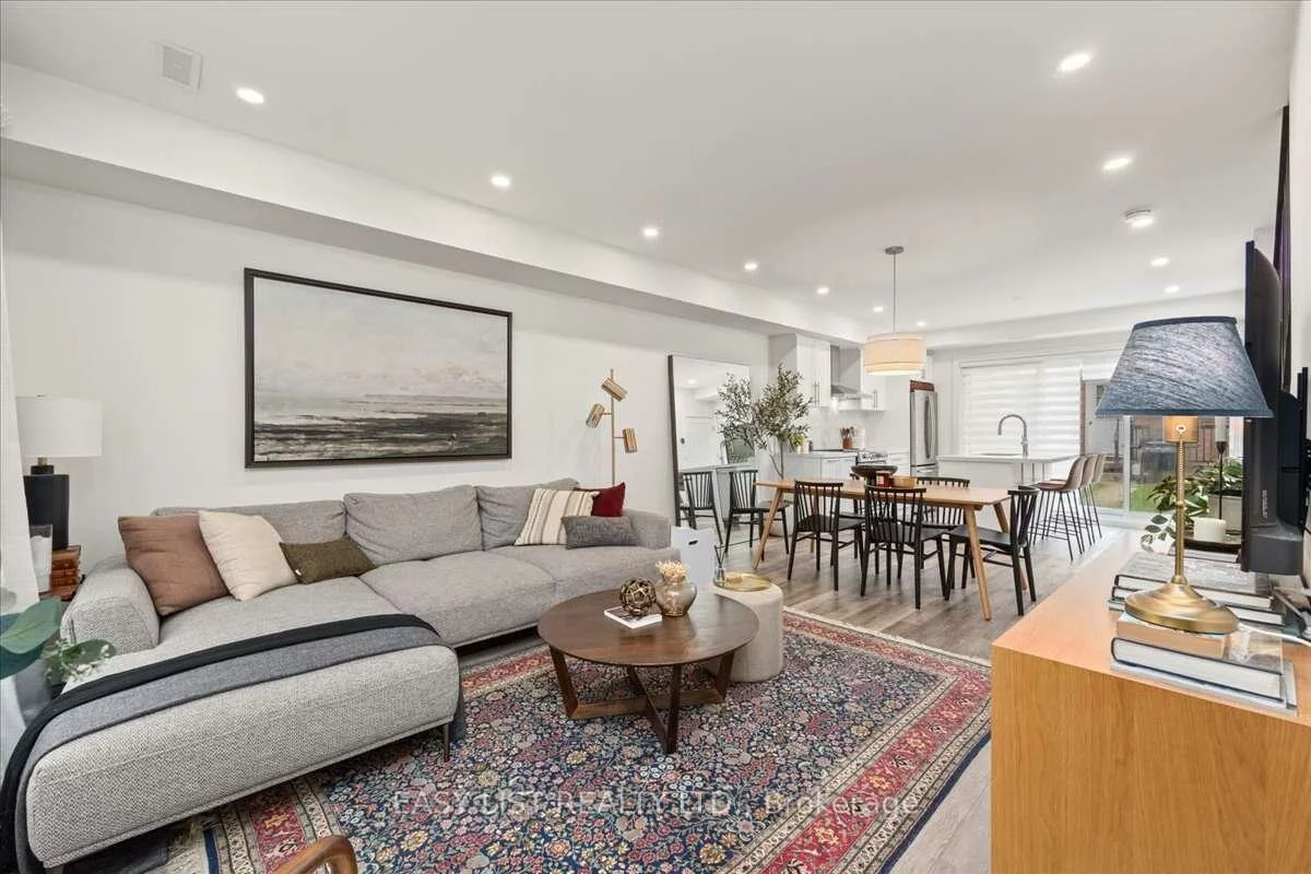 140, Ascot, Corso Italia-Davenport, Toronto