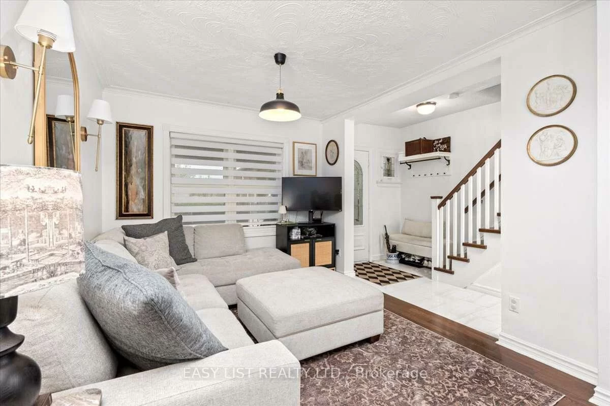 140, Ascot, Corso Italia-Davenport, Toronto