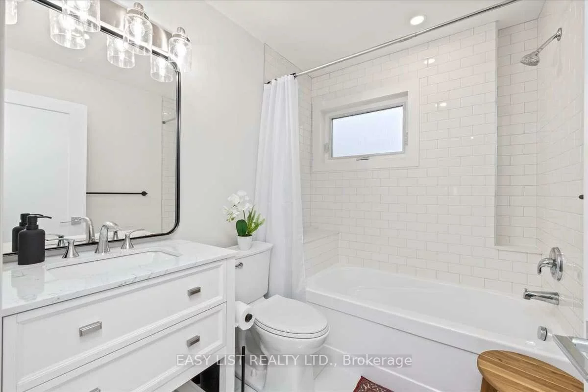 140, Ascot, Corso Italia-Davenport, Toronto