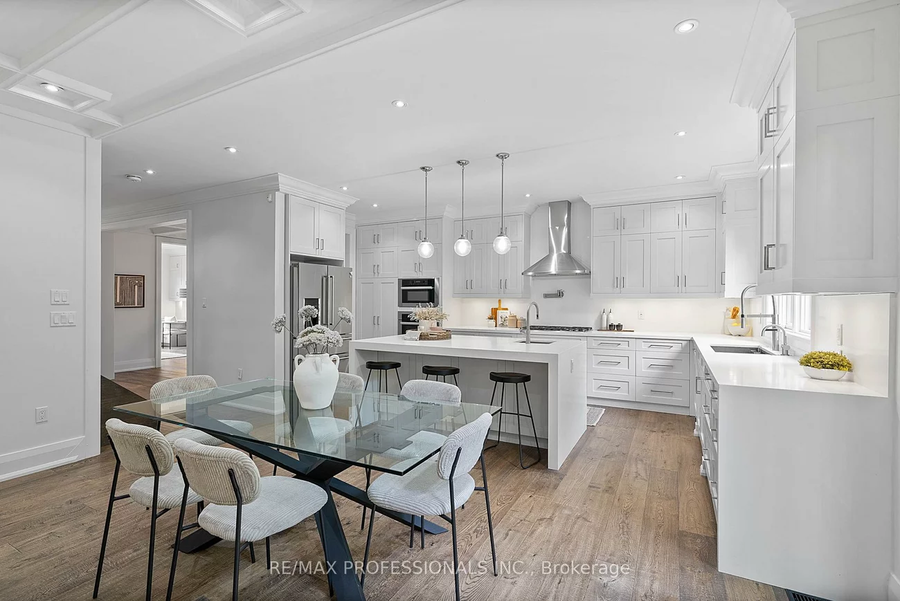 146, Thompson, Stonegate-Queensway, Toronto
