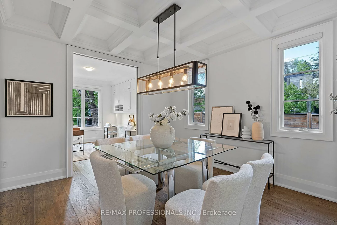 146, Thompson, Stonegate-Queensway, Toronto