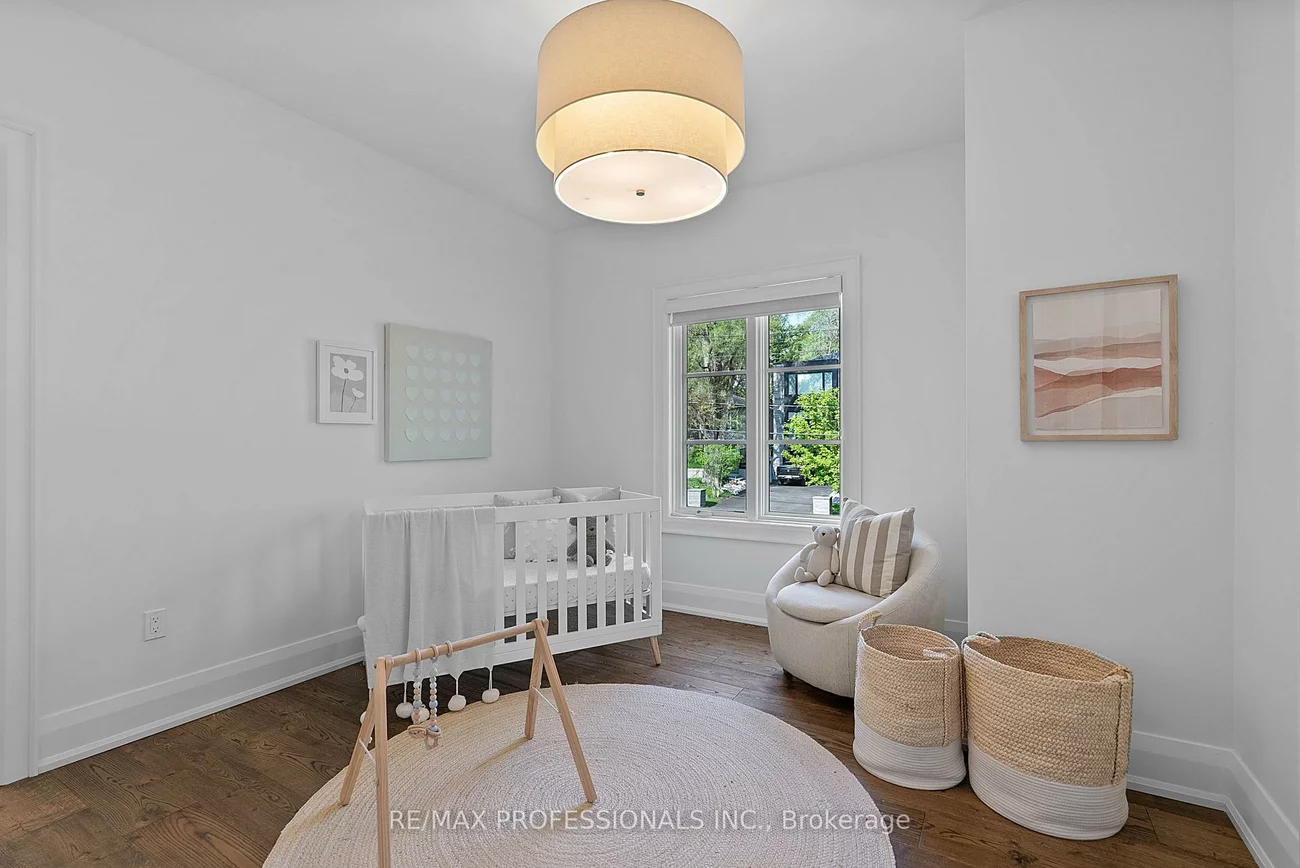 146, Thompson, Stonegate-Queensway, Toronto