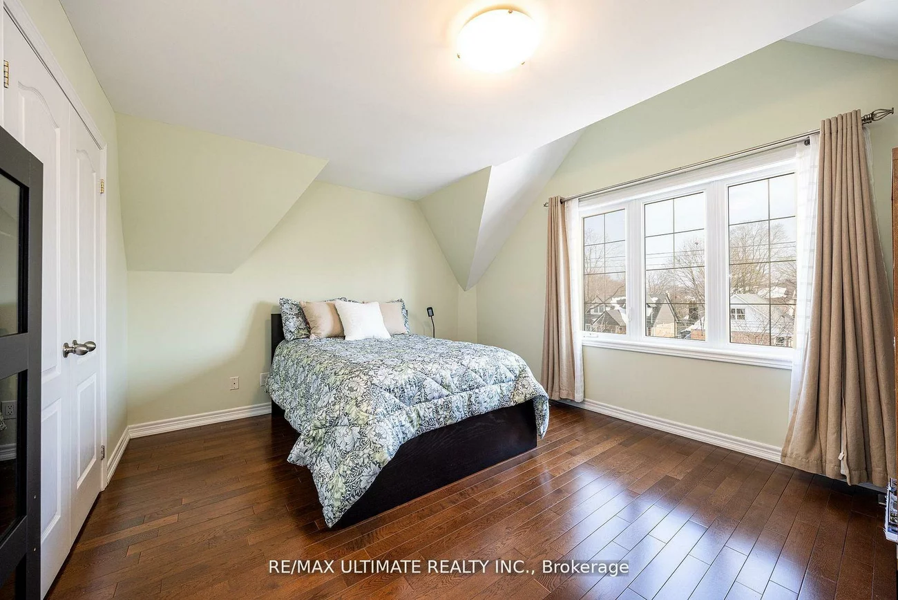 1160, Islington, Islington-City Centre West, Toronto
