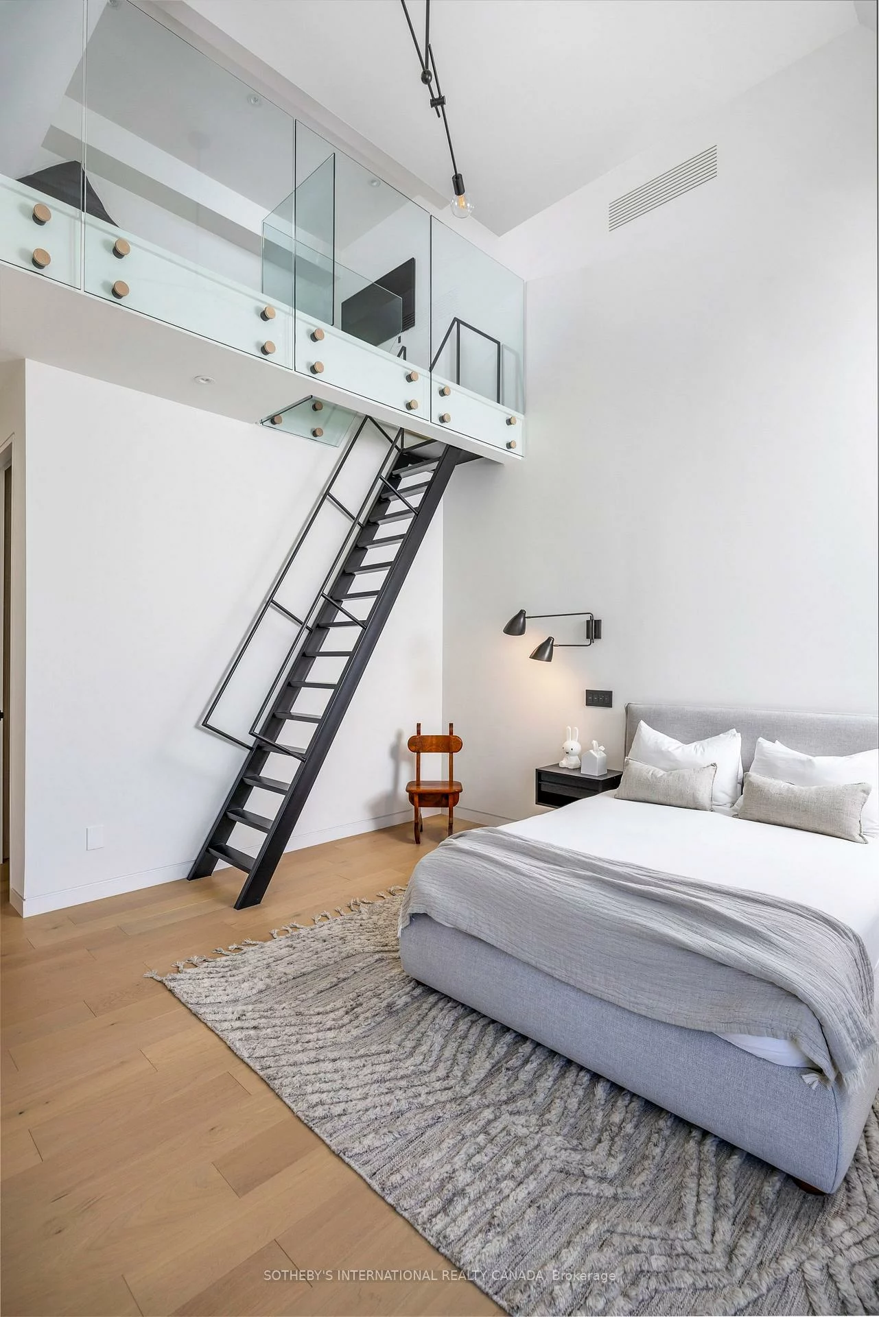 7, Appleby, Islington-City Centre West, Toronto