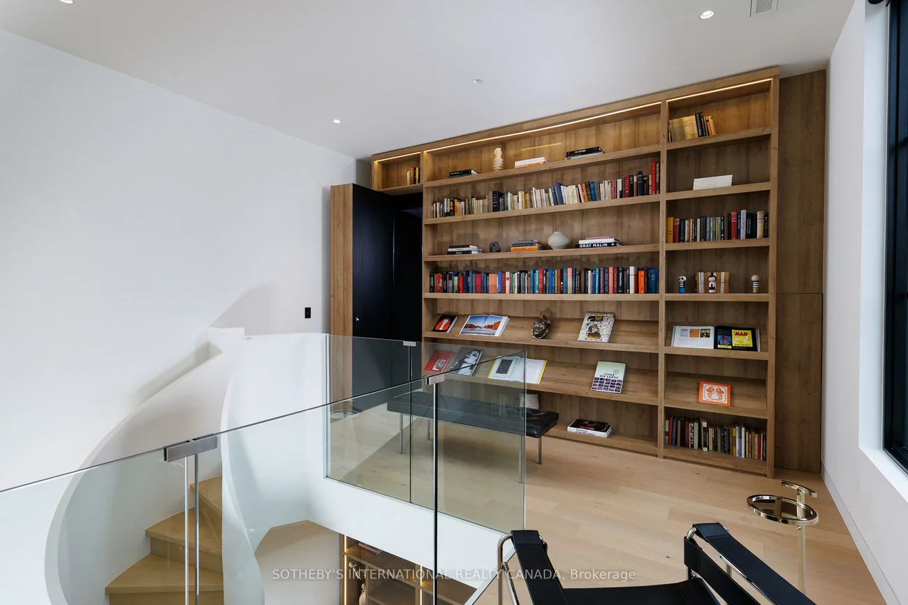 7, Appleby, Islington-City Centre West, Toronto