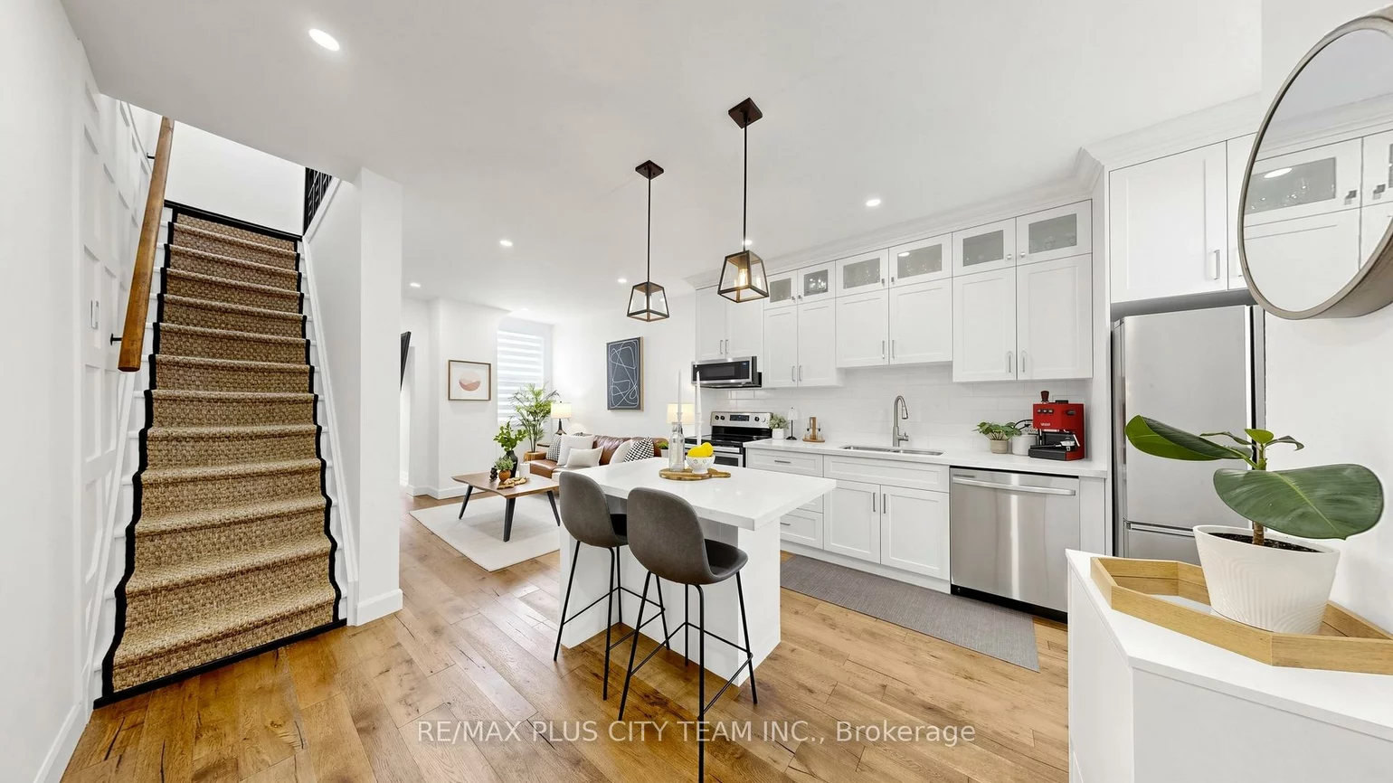 320, Boon, Caledonia-Fairbank, Toronto