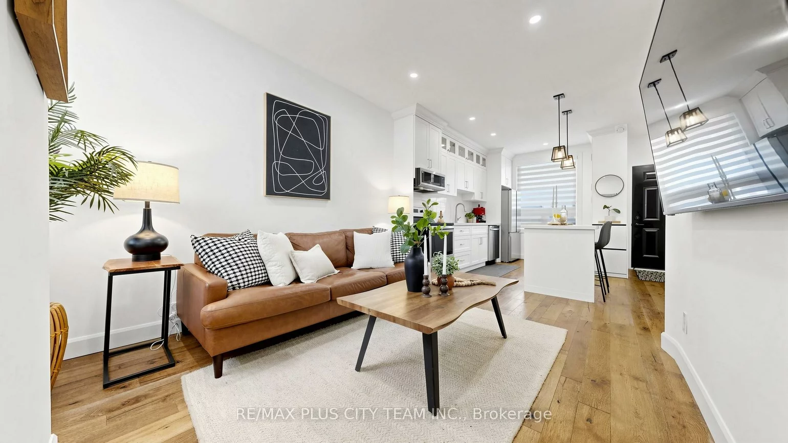 320, Boon, Caledonia-Fairbank, Toronto