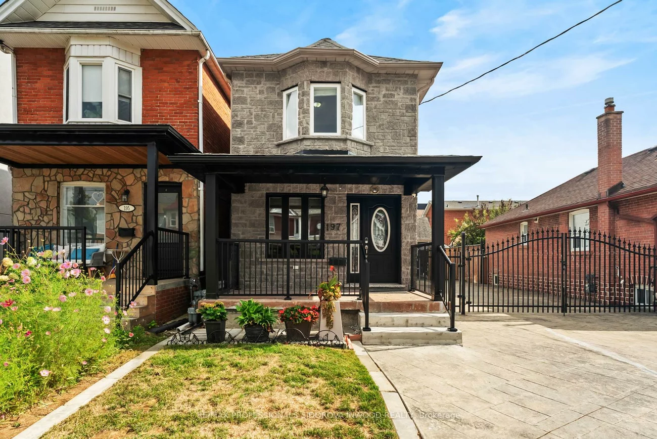 197, Lambton, Rockcliffe-Smythe, Toronto