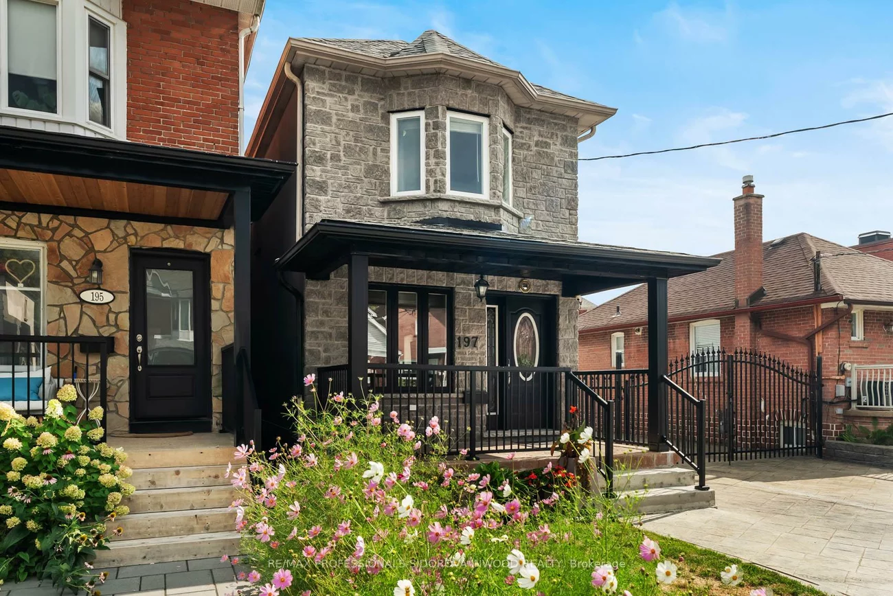 197, Lambton, Rockcliffe-Smythe, Toronto