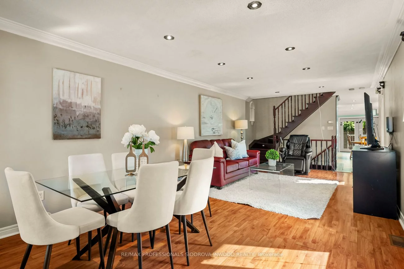 197, Lambton, Rockcliffe-Smythe, Toronto